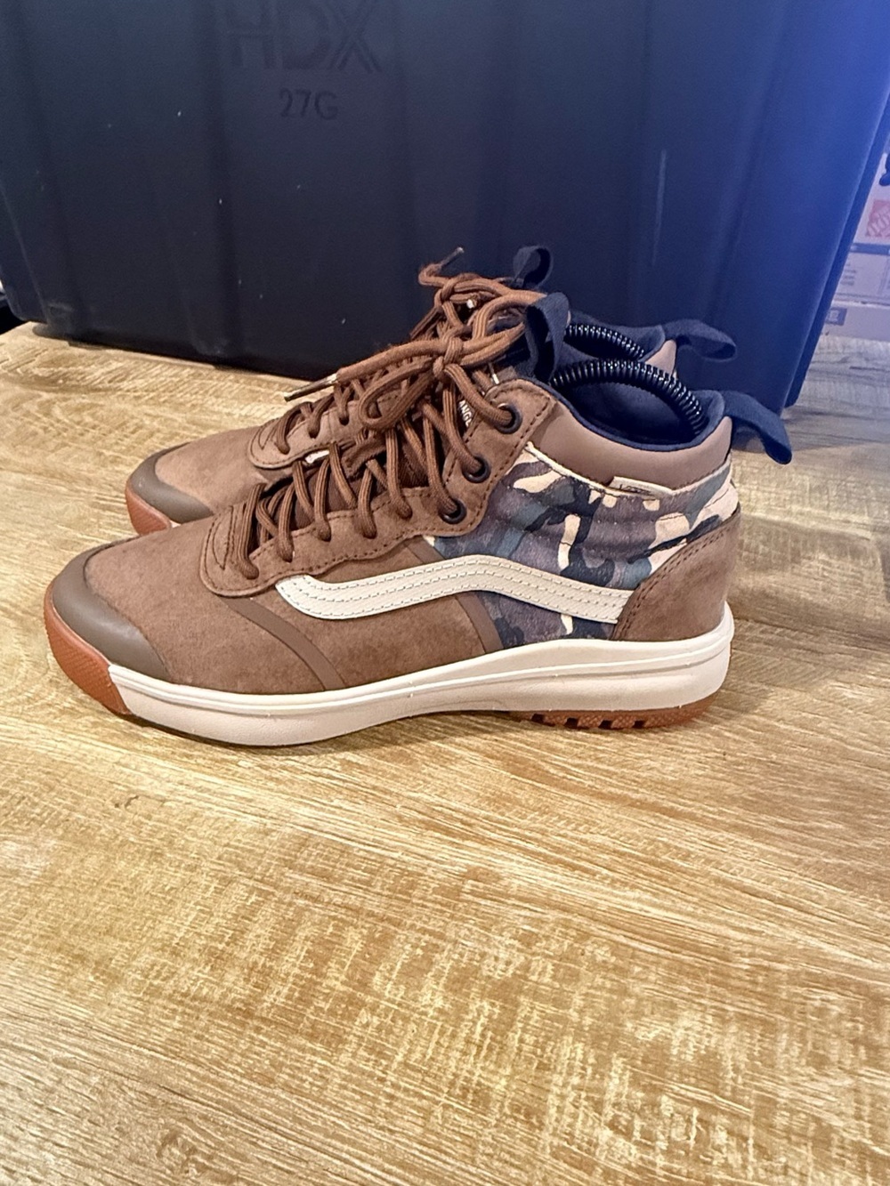 Vans | Ultra Range Hi DL MTE Hiking Shoes | Brown Suede/Camo | M-7 W-8.5